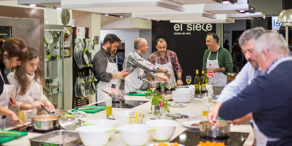 El Siete - Huele que alimenta - Foto 1