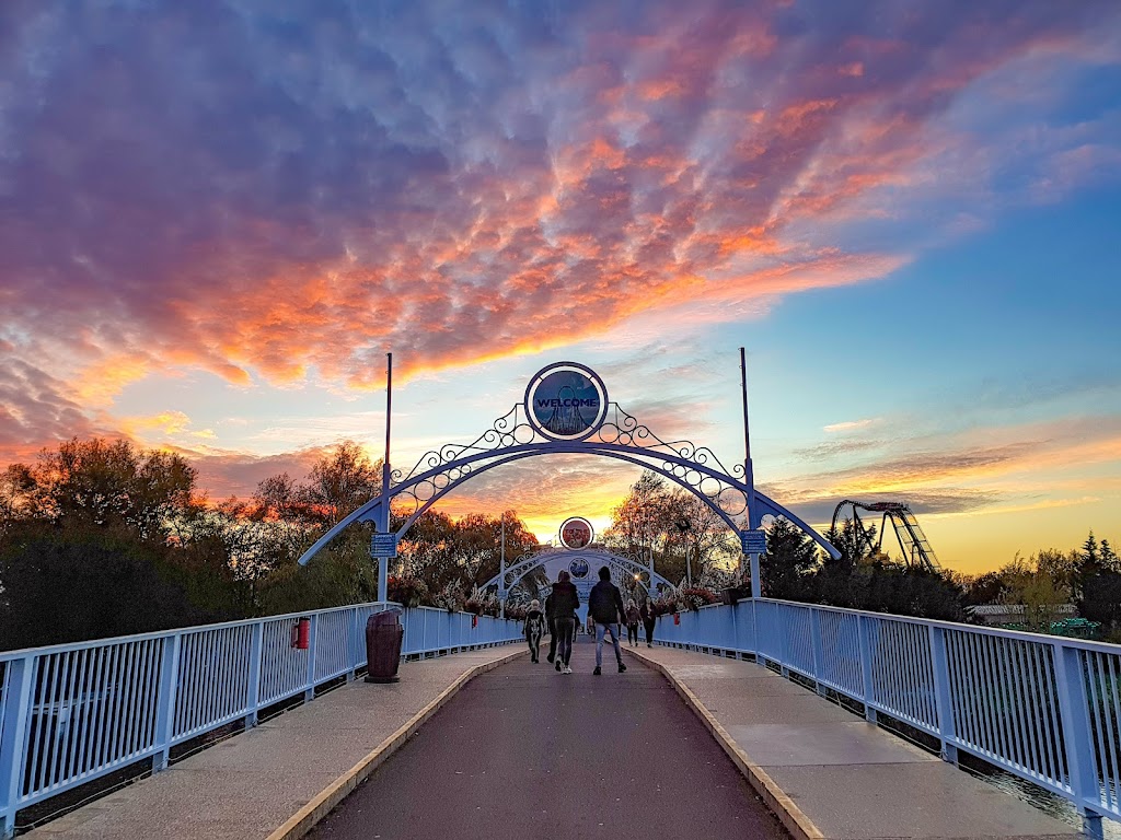 Thorpe Park Resort 4