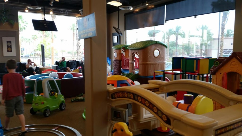 Kinderland Indoor Play and Cafe - Foto 1