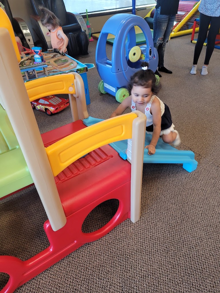 Kinderland Indoor Play and Cafe - Foto 1