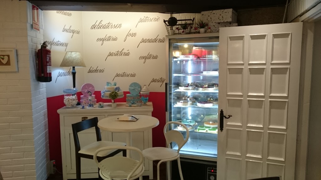 Delicatessen Martínez 18