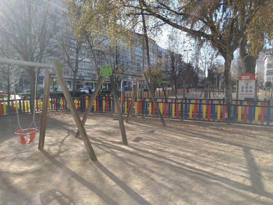 Parque infantil Emigrante - Foto 2