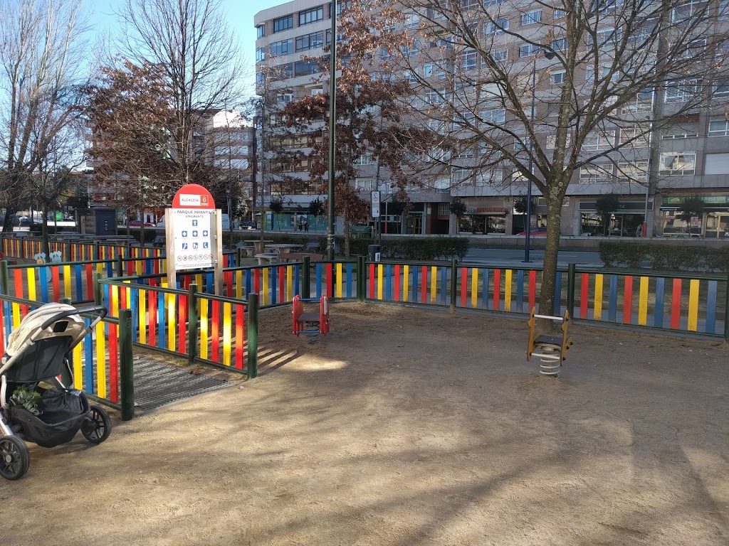 Parque infantil Emigrante 11