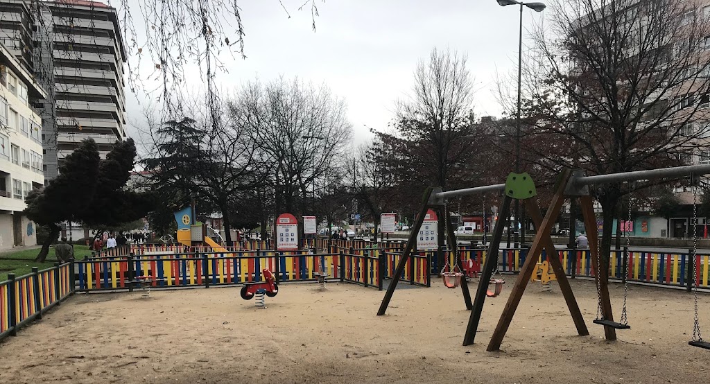 Parque infantil Emigrante - Foto 1