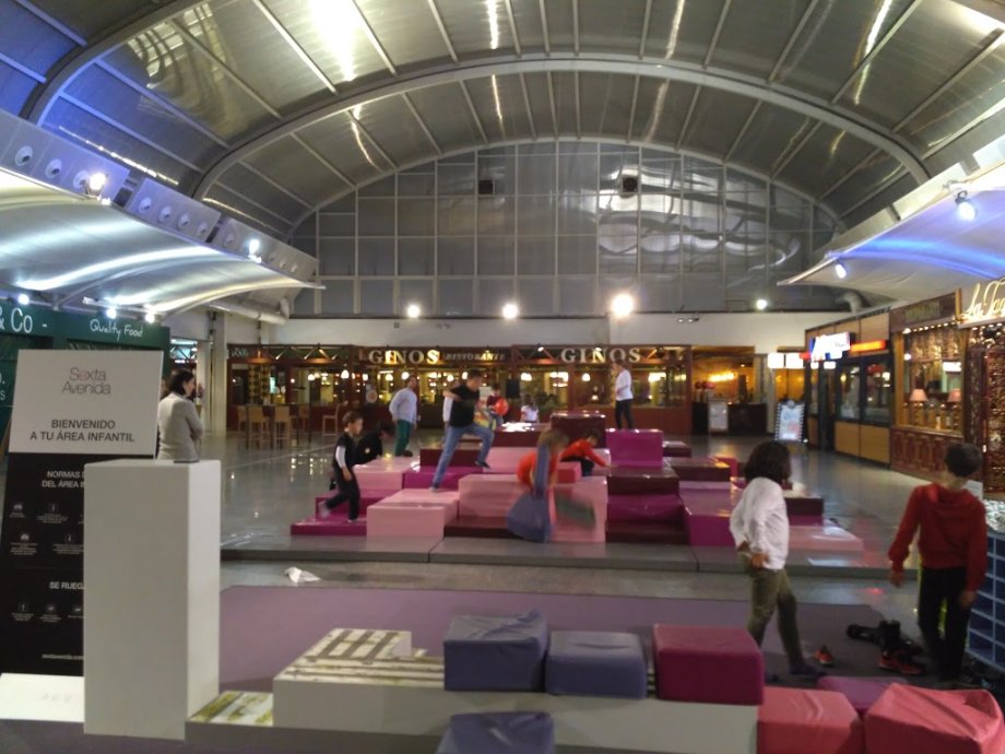 Centro Comercial Sexta Avenida - Foto 14