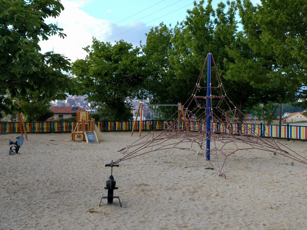 Parque infantil Alameda Matamá 1