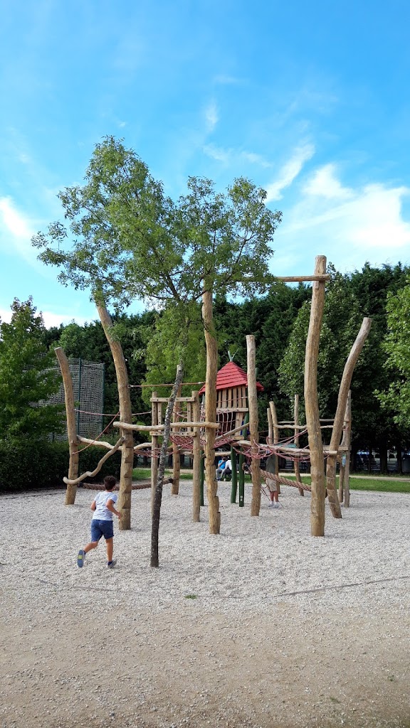 Parque infantil Celso Emilio Ferreiro 2