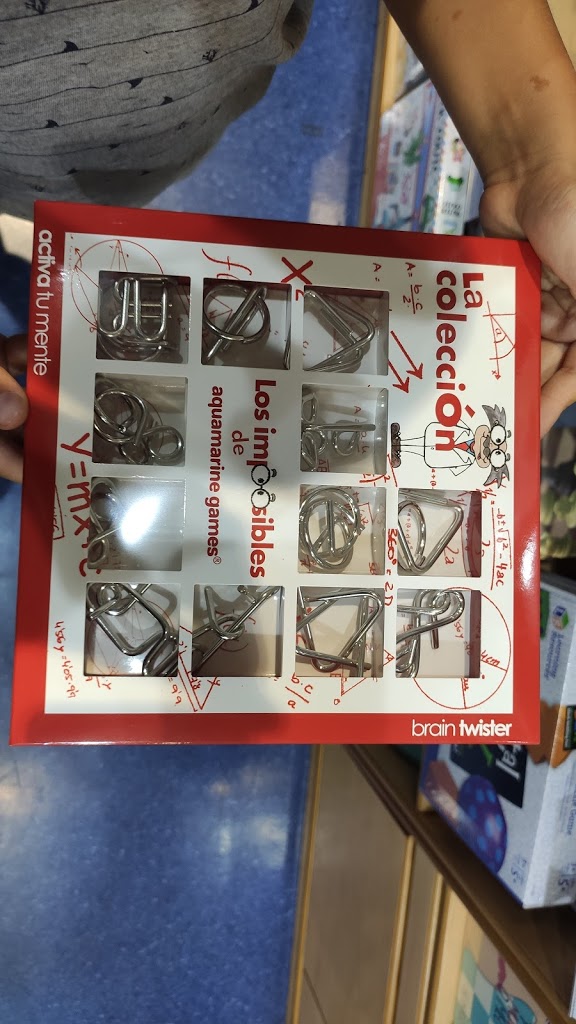 Dideco Arzobispo Cos Tienda de Juguetes y libros - Foto 14