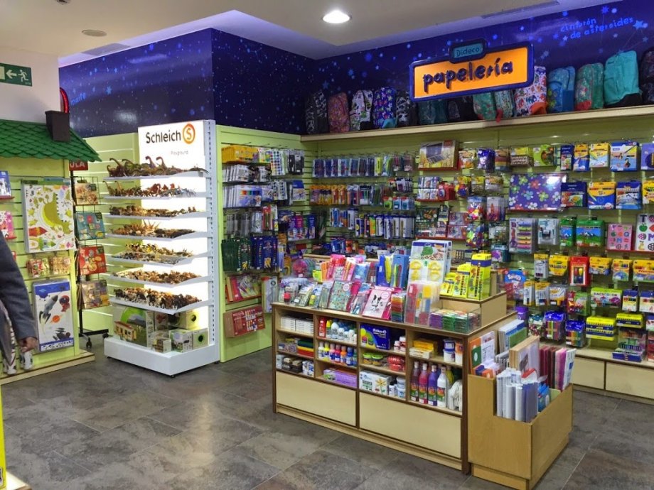 Dideco Alcobendas Tienda de Juguetes y libros - Foto 2