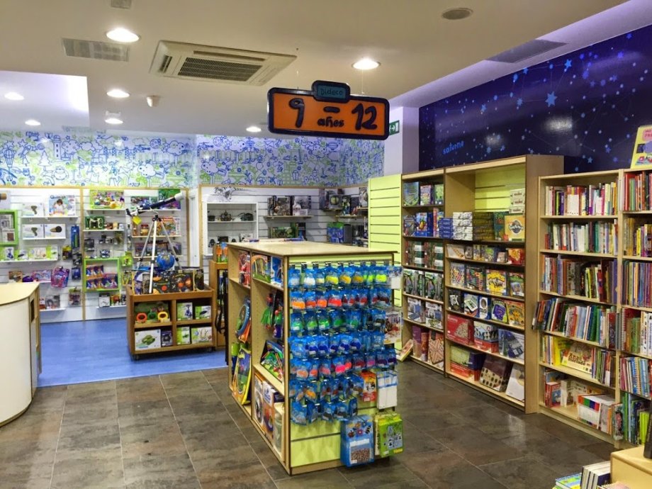Dideco Alcobendas Tienda de Juguetes y libros - Foto 4