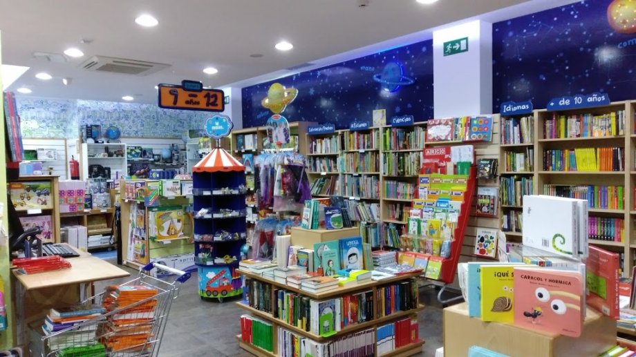 Dideco Alcobendas Tienda de Juguetes y libros - Foto 8