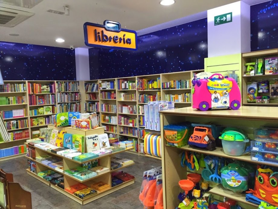 Dideco Alcobendas Tienda de Juguetes y libros - Foto 9