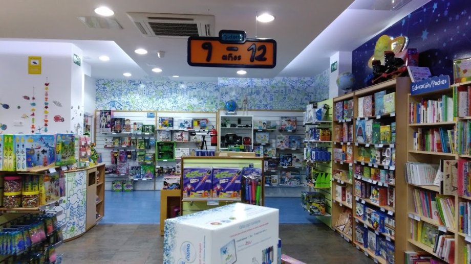 Dideco Alcobendas Tienda de Juguetes y libros - Foto 10