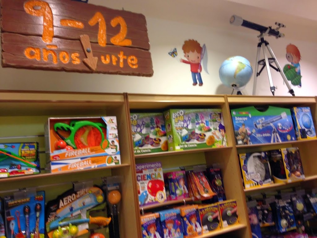Dideco Pamplona Tienda de Juguetes y libros - Foto 1