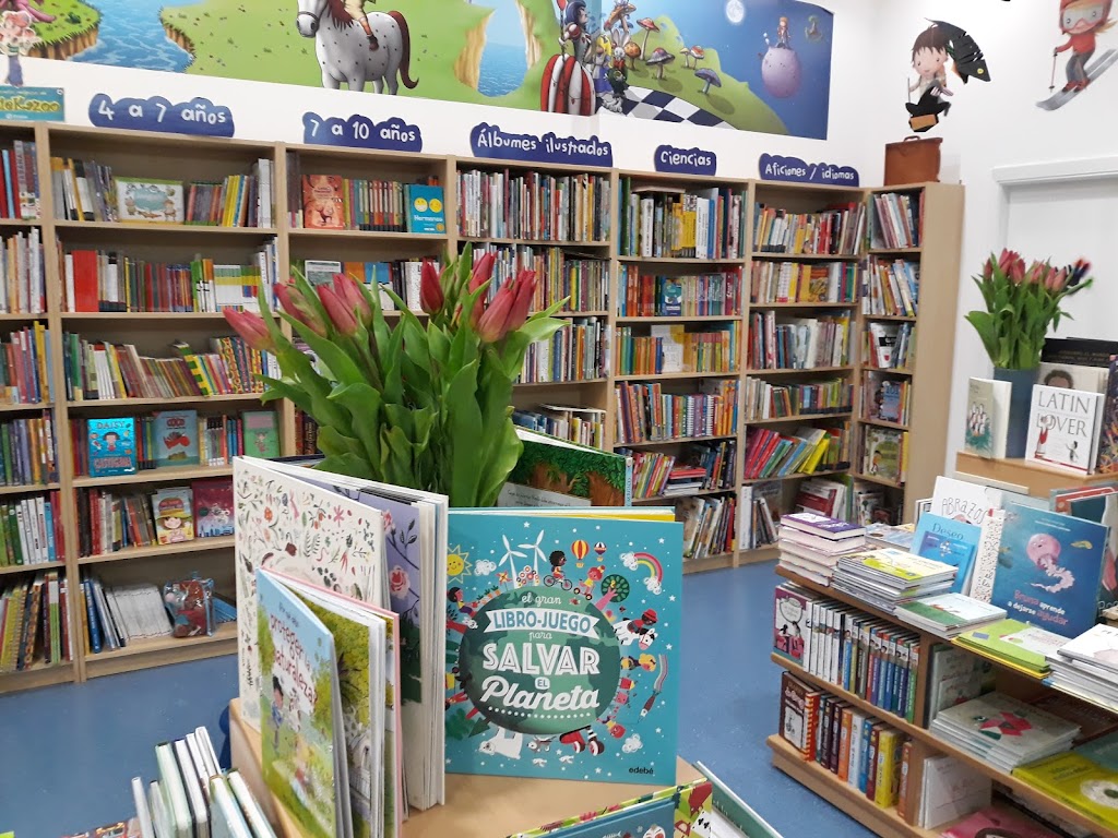 Dideco Pamplona Tienda de Juguetes y libros - Foto 1