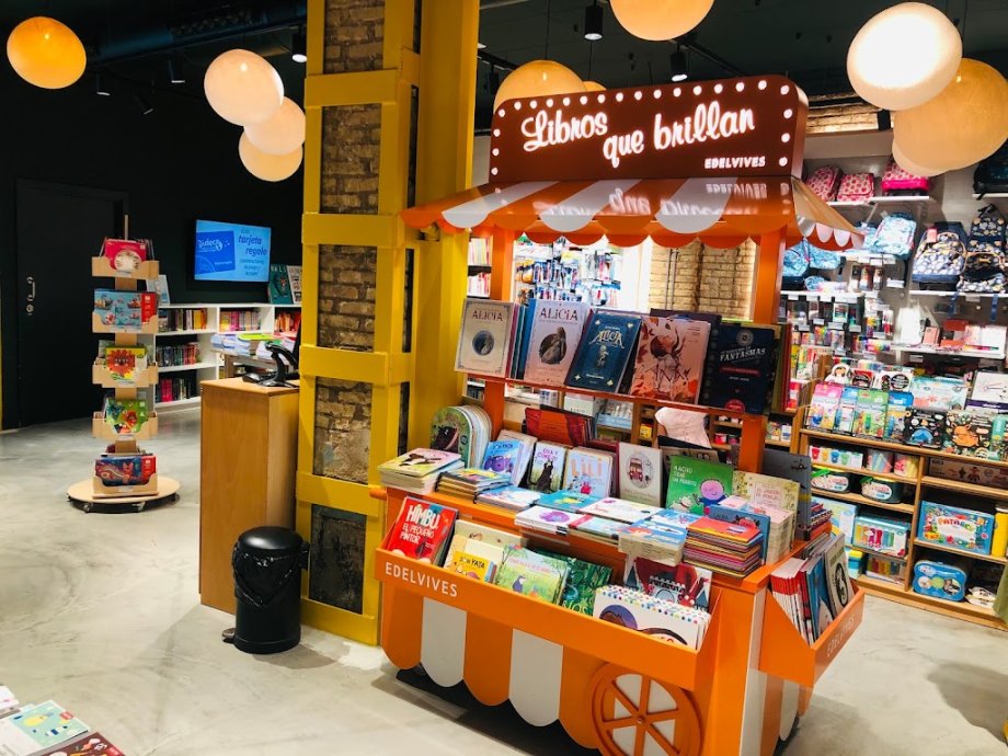 Dideco Valencia Tienda de Juguetes y libros - Foto 15