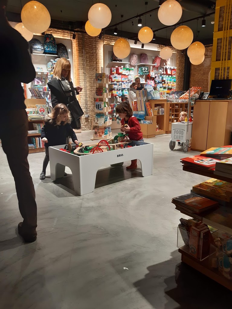 Dideco Valencia Tienda de Juguetes y libros - Foto 5