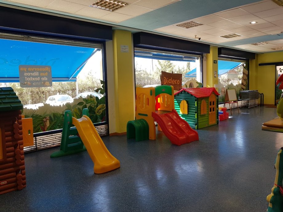 Dideco Xaudaró Tienda de Juguetes y Libros - Foto 15