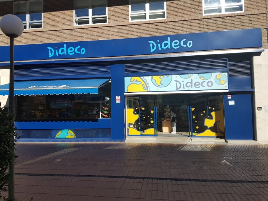 Dideco Sor Ángela Tienda de Juguetes y libros - Foto 8