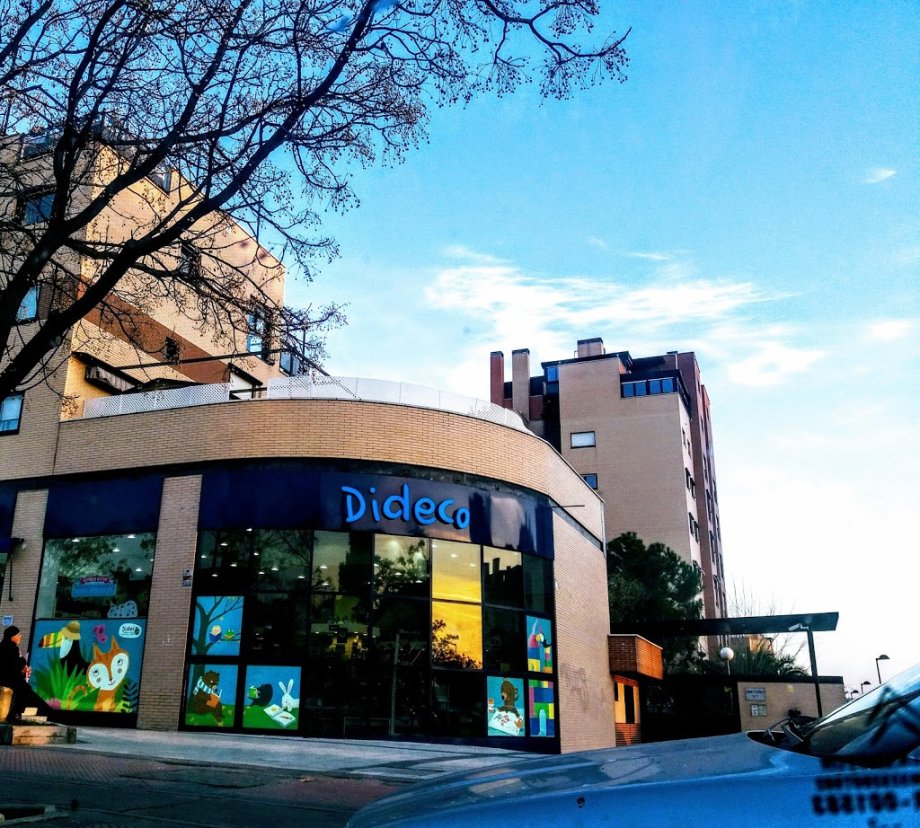 Dideco Alcalá de Henares Tienda de Juguetes y libros - Foto 9