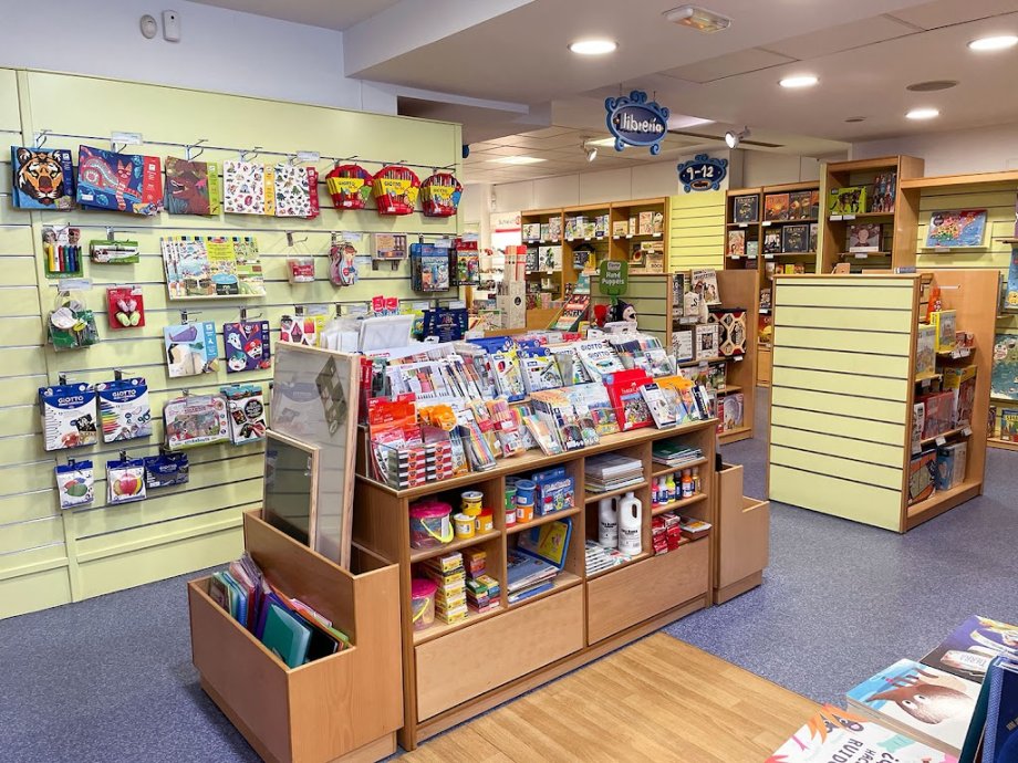 Dideco Pozuelo Tienda de juguetes y libros - Foto 10