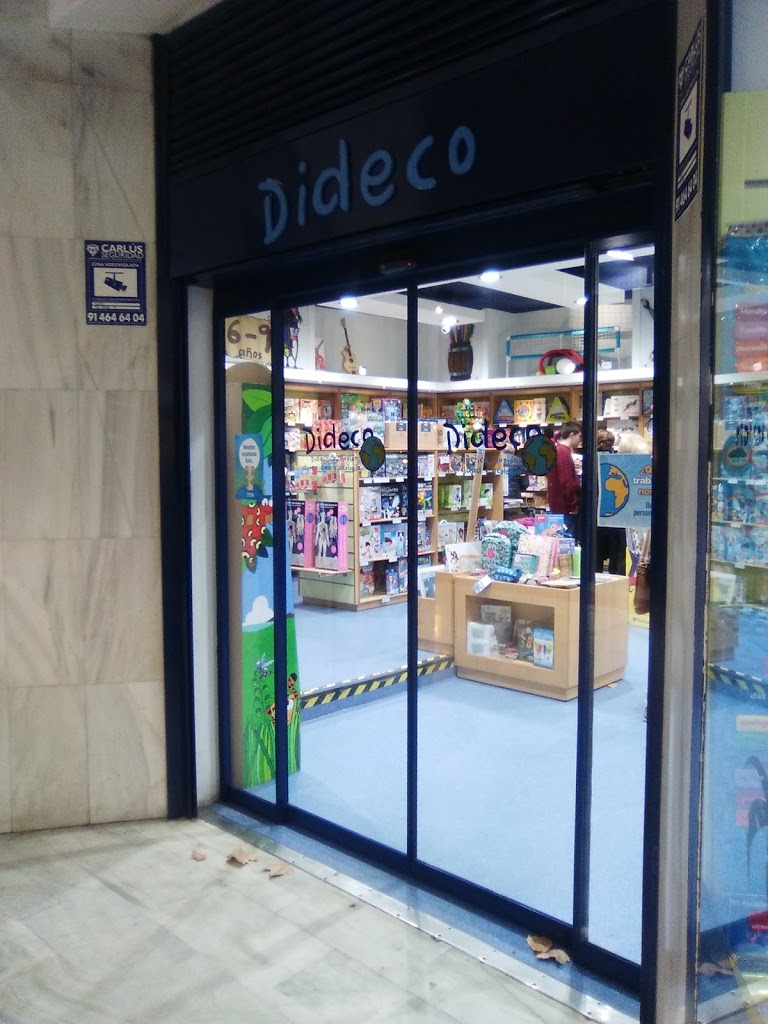 Dideco Majadahonda Tienda de Juguetes y libros 14