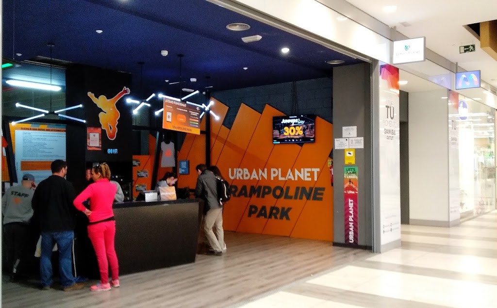 Urban Planet: Trampoline Park 6