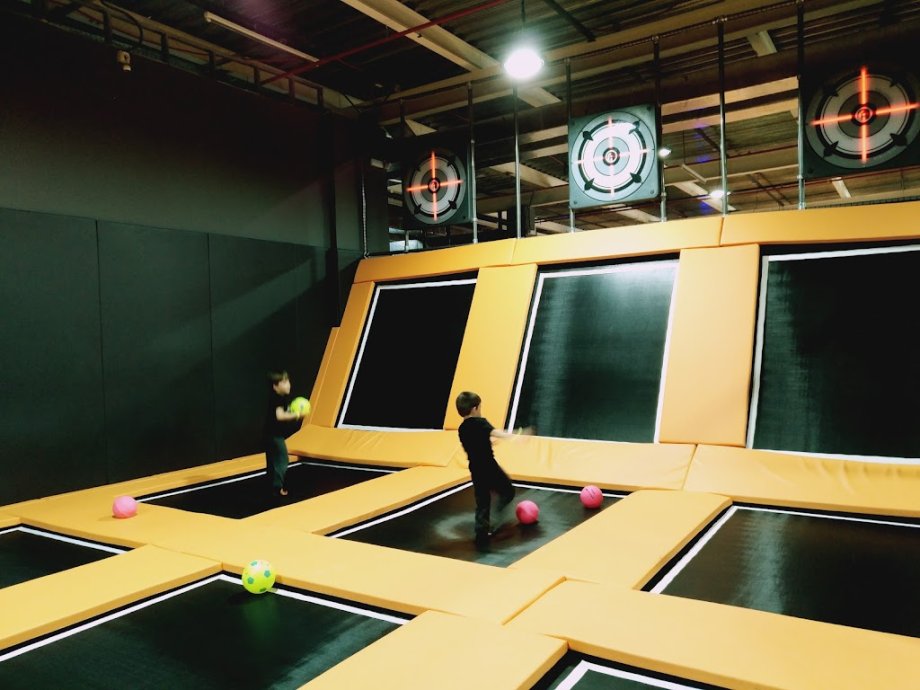 Urban Planet: Trampoline Park - Foto 16