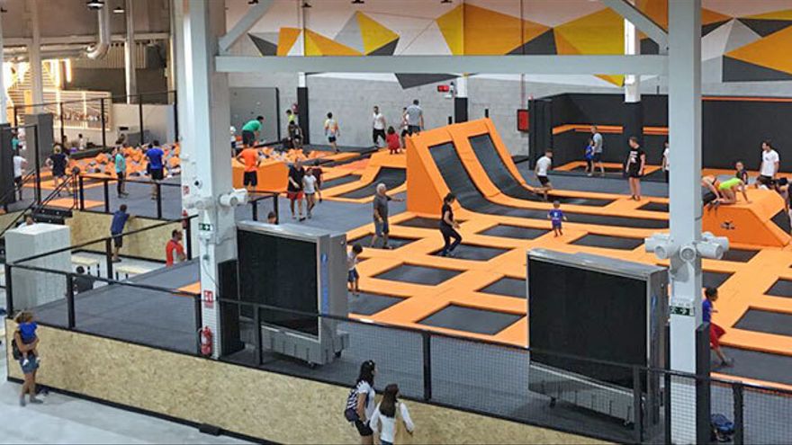 Urban Planet: Trampoline Park - Foto 12