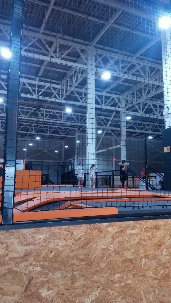 Urban Planet: Trampoline Park 7
