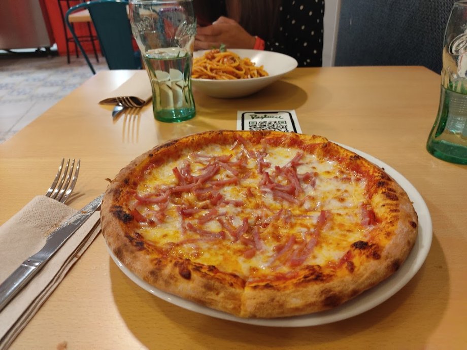 Pastucci Trattoria - Pizzería (Casco Antiguo) - Foto 20