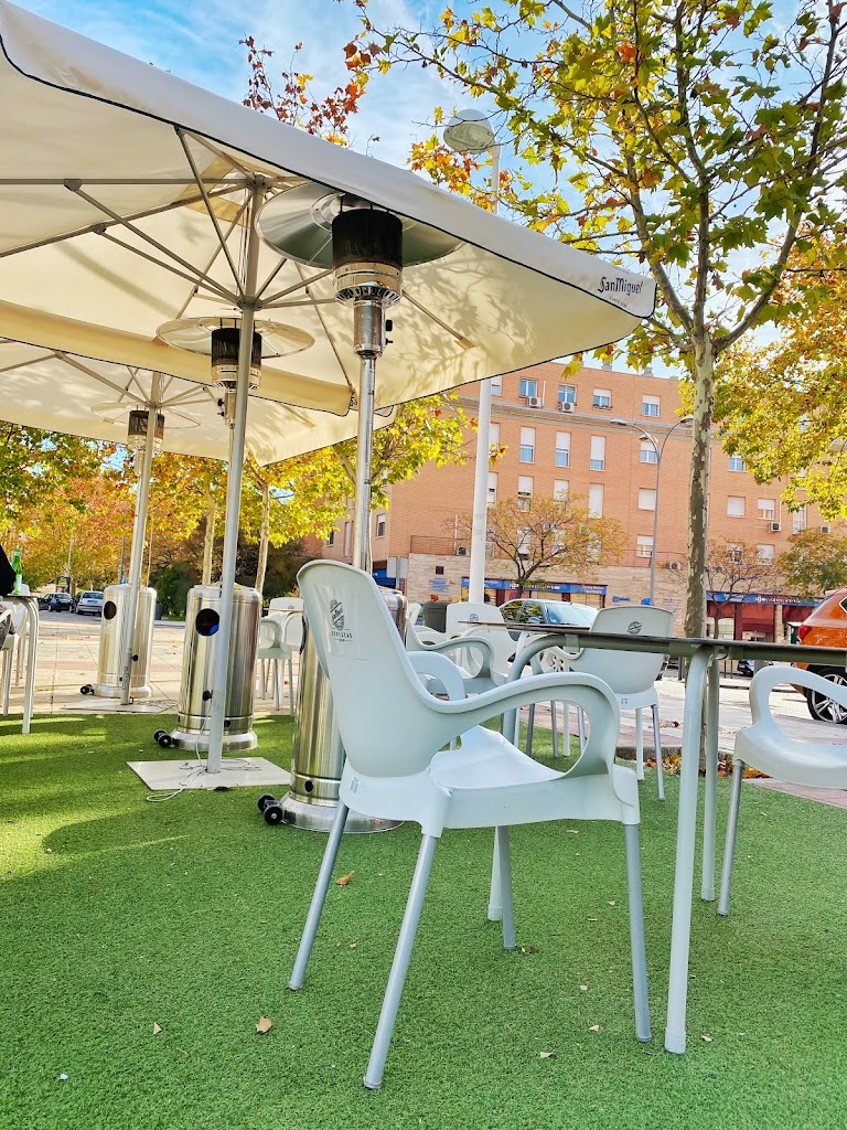 Restaurante Pizzería Pastucci (Avenida de Europa) - Foto 1