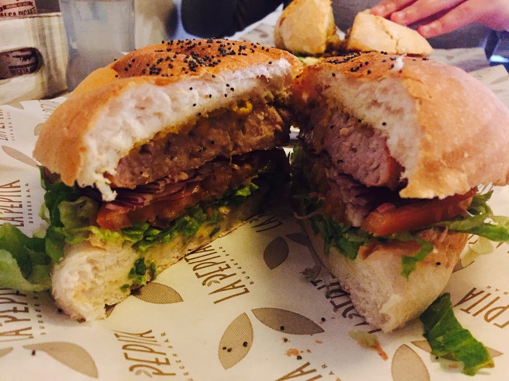 La Pepita Burger Bar - Ourense 19