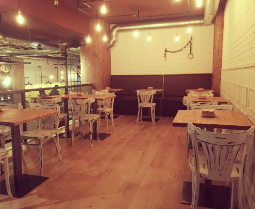 La Pepita Burger Bar - Ourense 20