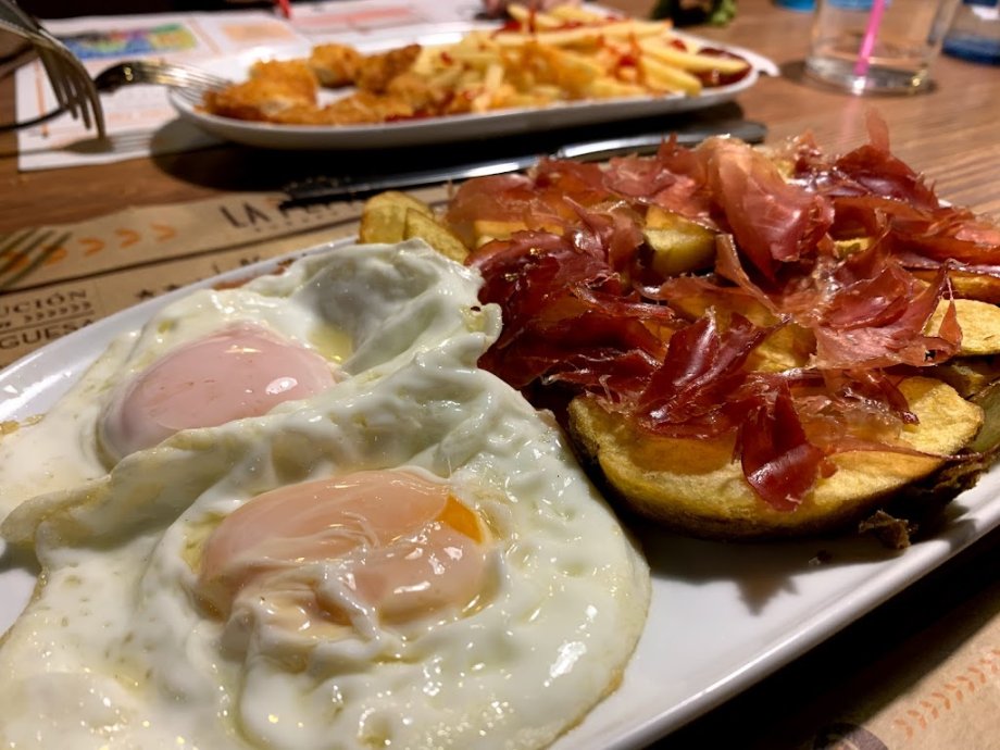 La Pepita Burger Bar - Ourense - Foto 23