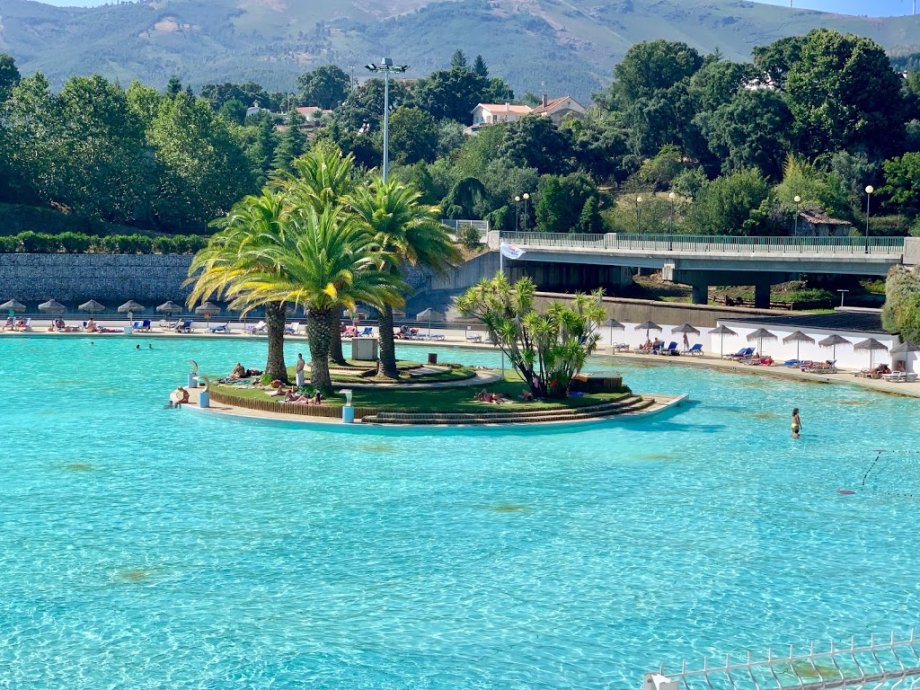 Praia das Rocas - Foto 13