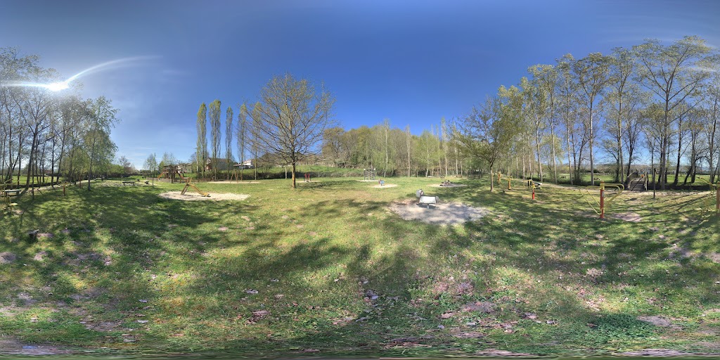 Parque infantil del paseo fluvial de Maceda 6