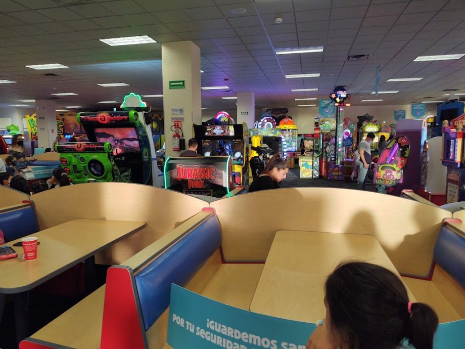 Chuck E. Cheese's Aguascalientes - Foto 14