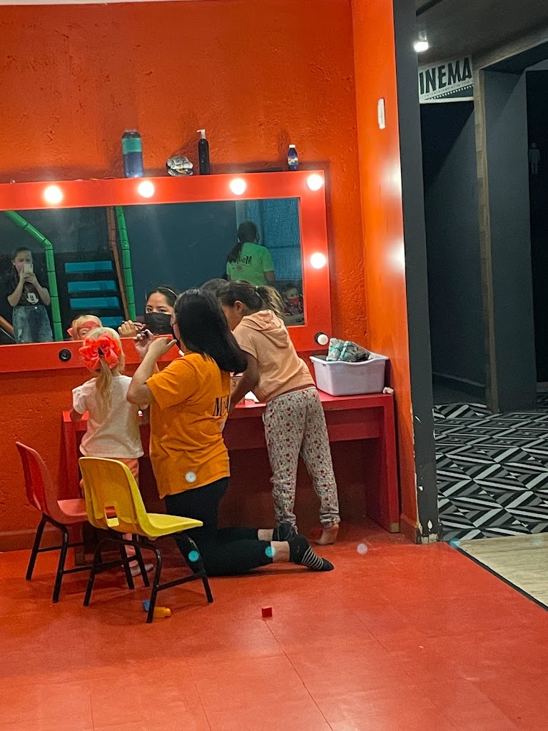 Monas Fun & Food Interlomas - Foto 13