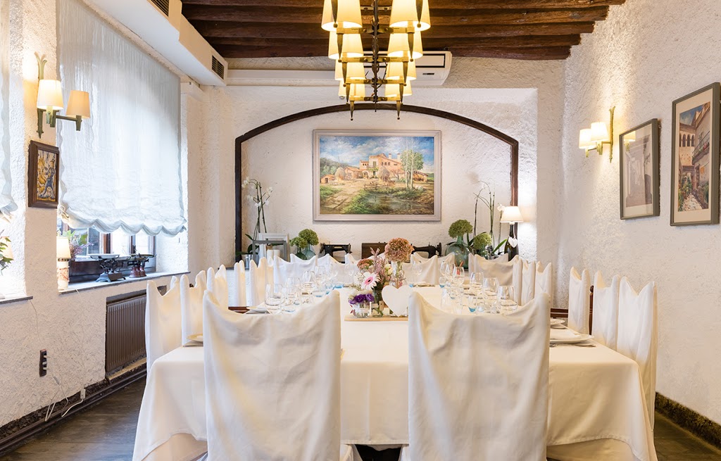 Can Farell Masia Restaurant 25