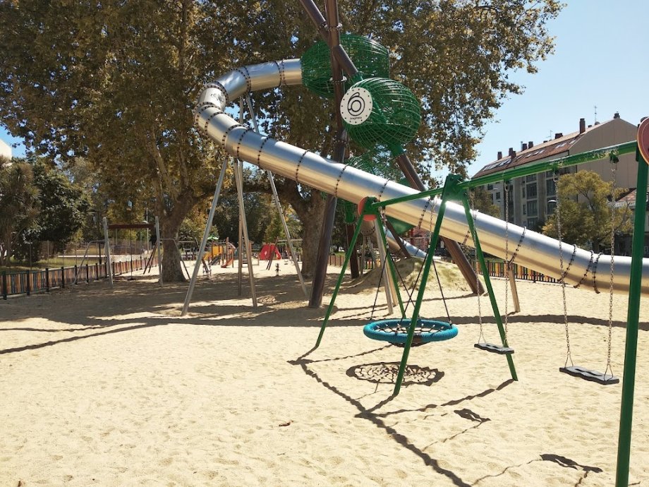 Parque infantil de Barreiro - Foto 11