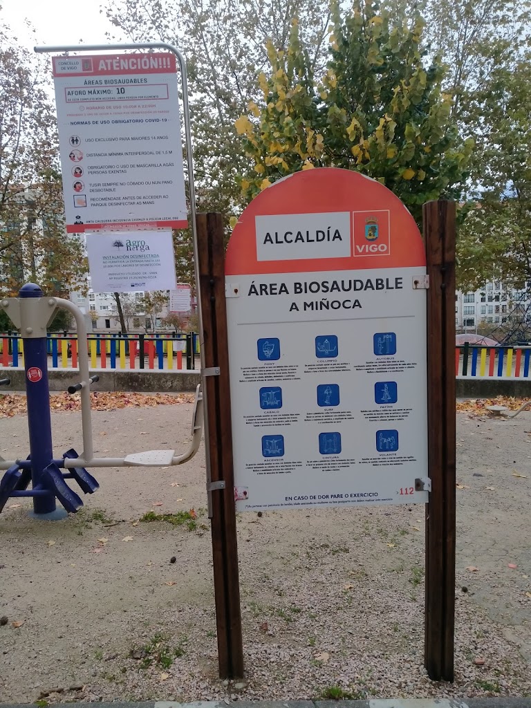 Parque infantil Miñoca - Foto 1