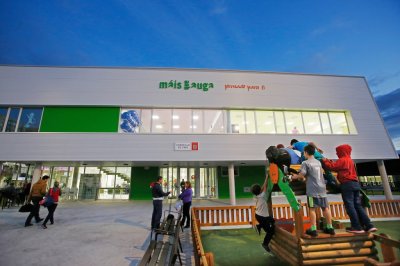 Parque Infantil Máis Que Auga