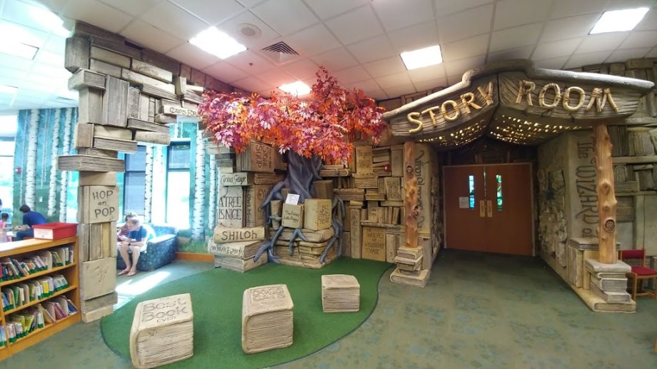 The John P. Holt Brentwood Library - Foto 10