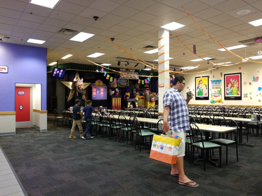 Chuck E. Cheese's - Foto 6