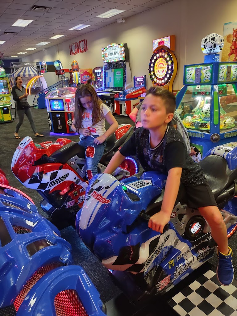 Chuck E. Cheese's - Foto 14
