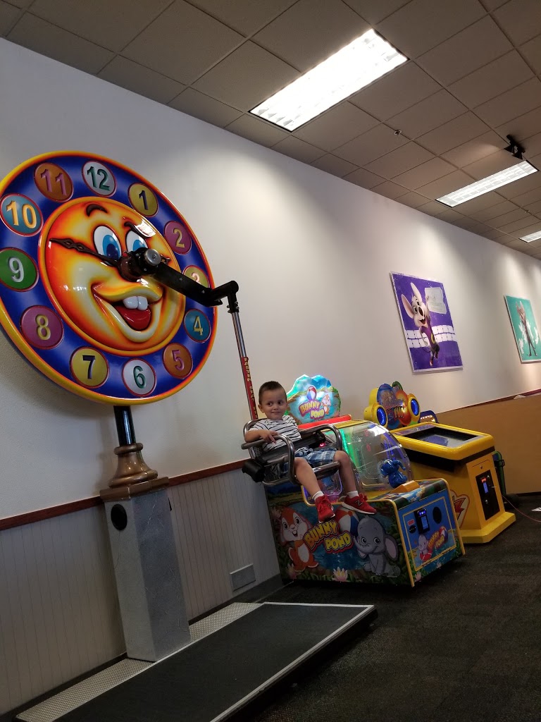 Chuck E. Cheese's - Foto 8