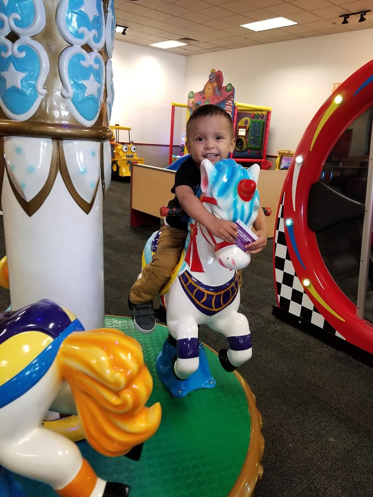 Chuck E. Cheese's - Foto 9