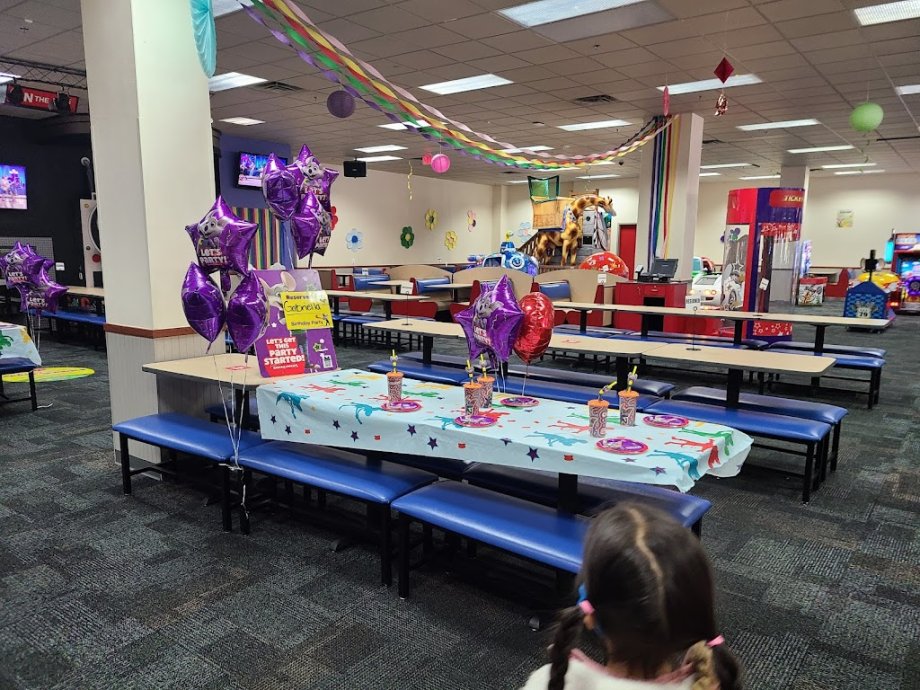 Chuck E. Cheese - Foto 12