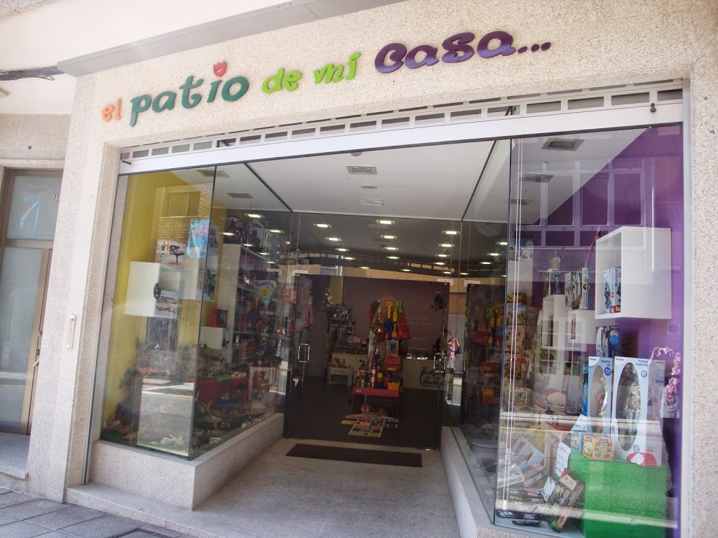 El Patio de Mi Casa, C.B.